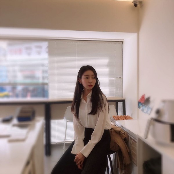 Kim Ga-young reveals her daily life on Instagram